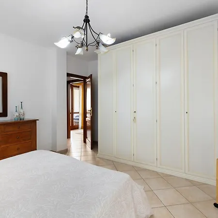 Casa Tuveri Lägenhet *